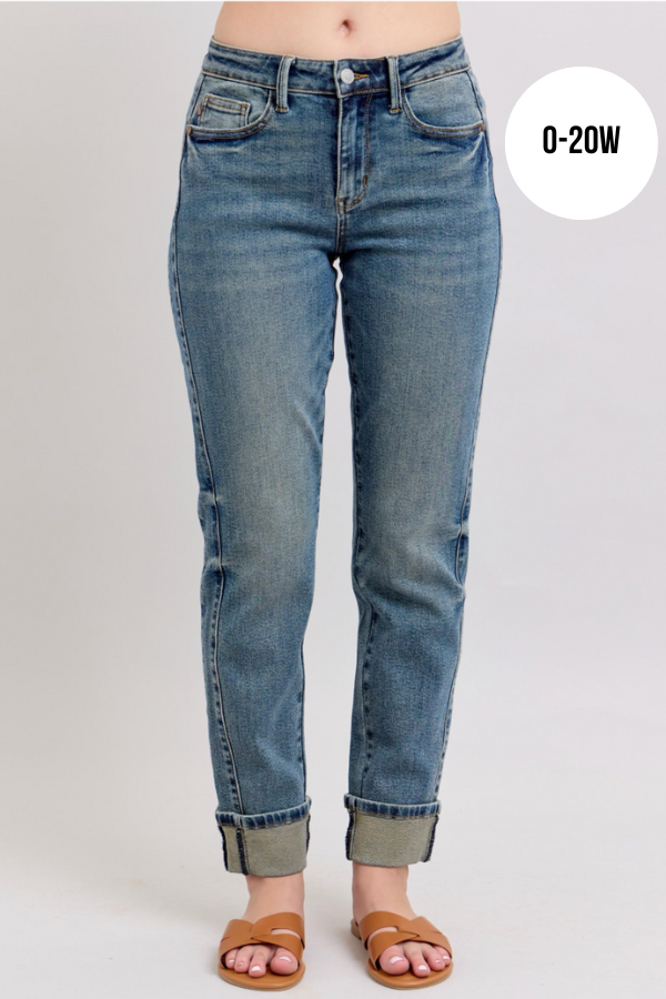 Judy Blue Mid-Rise Boyfriend