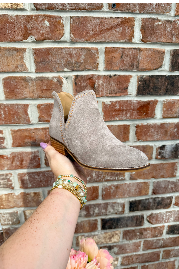 Corkys Bluffin Bootie