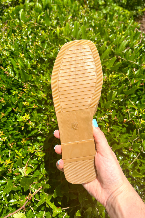 Matte Details Sandal