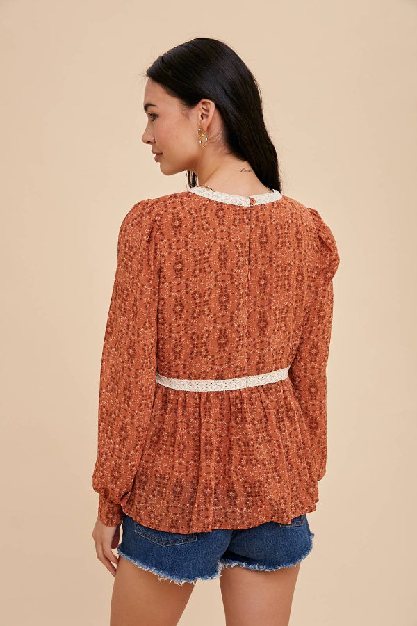Hideout Top