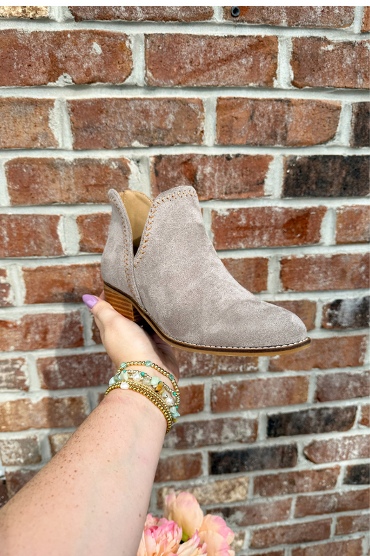 Corkys Bluffin Bootie