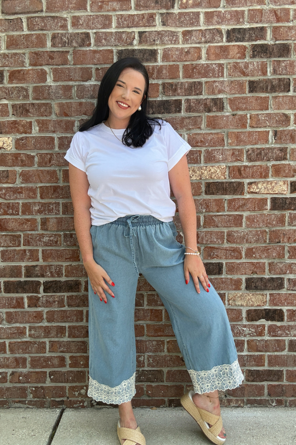 Flower Lace Trim Pants - Shop Ravel
