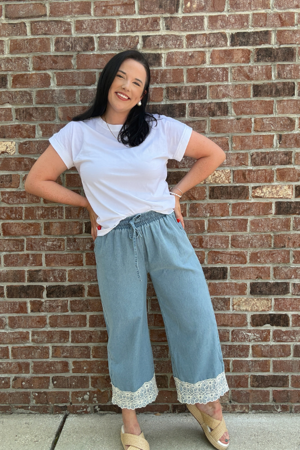 Flower Lace Trim Pants - Shop Ravel
