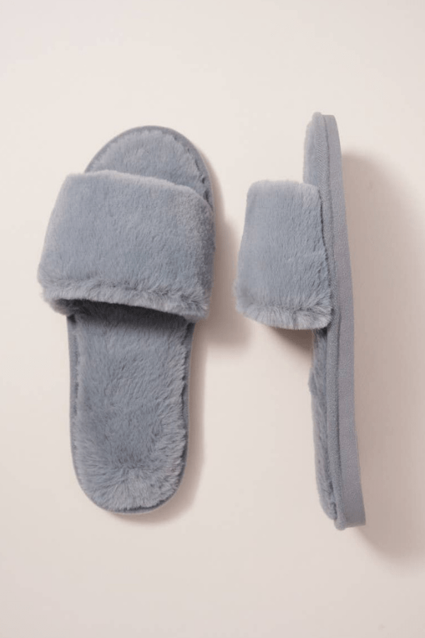 Avenue Zoe Accessories Solid Color Furry Slippers